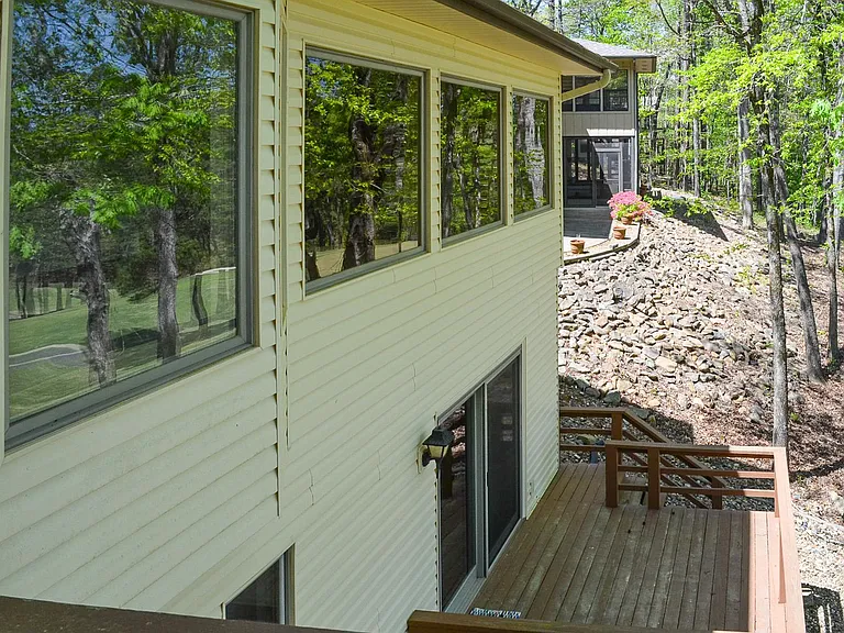 46 Acceso Cir — Photo 32