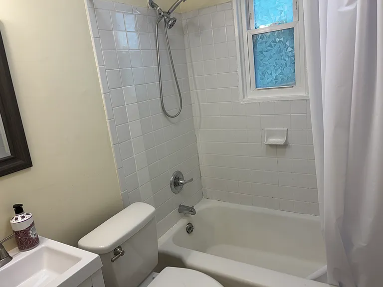 536 Overlook St — Photo 7