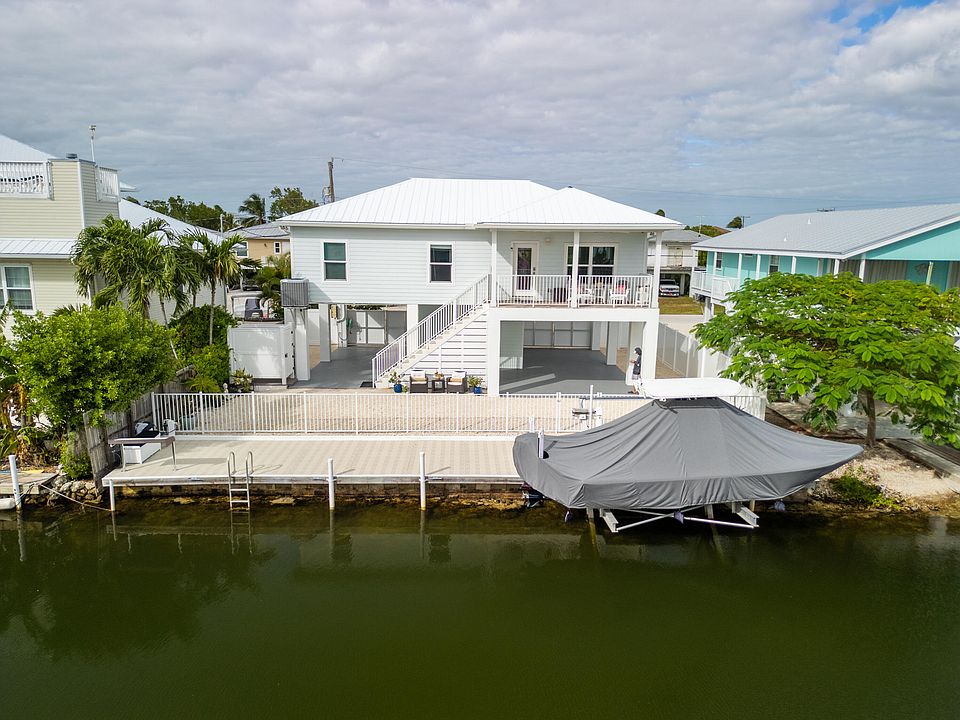 1st image of 27436 Tobago Ln