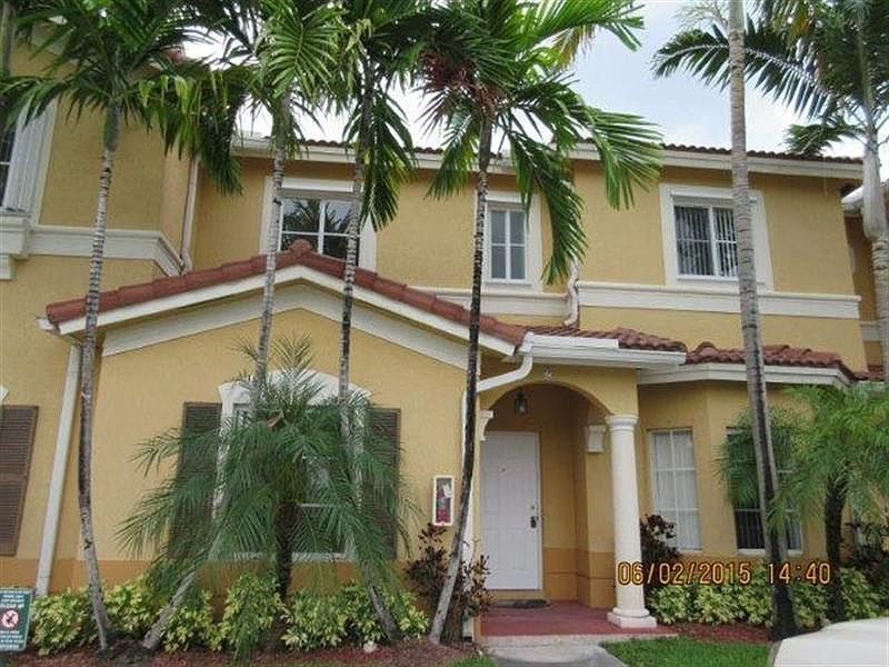 1st image of 8305 NW 108th Ave #218