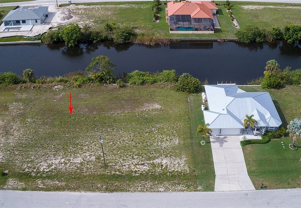1st image of 1024 NW 18th Ter