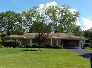 6211 Berkinshaw Dr, Cincinnati, OH 45230