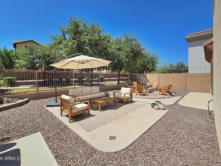 3853 E Branham Ln — Photo 14
