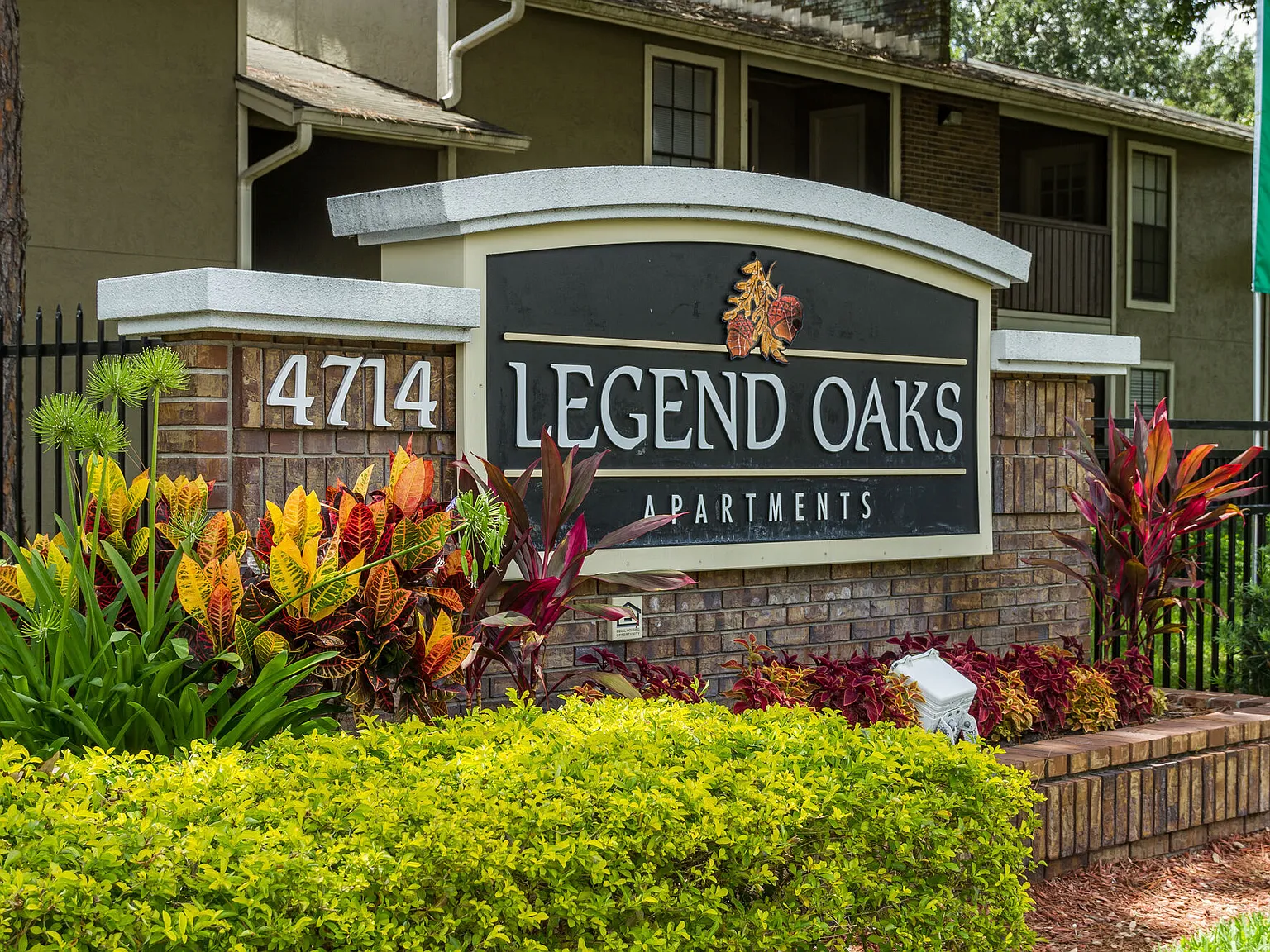 Legend Oaks — Photo 1