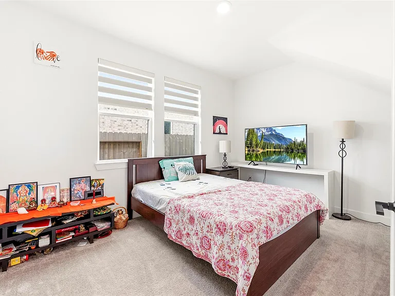 21646 Laggan Cliff Ln — Photo 30