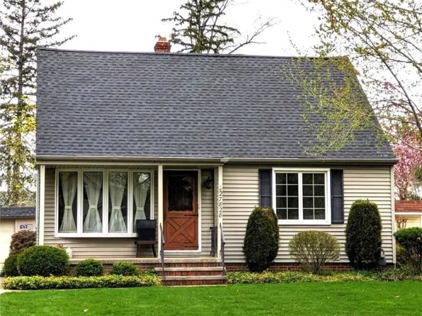 27828 Osborn Rd, Bay Village, OH 44140