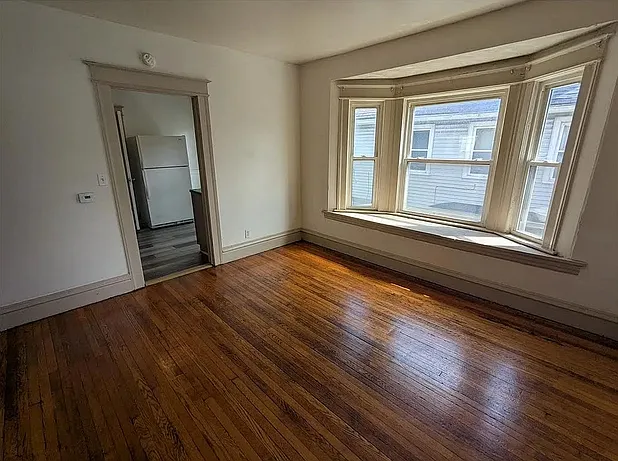 2 bed, 1089 sqft, $1,350 — Photo 3
