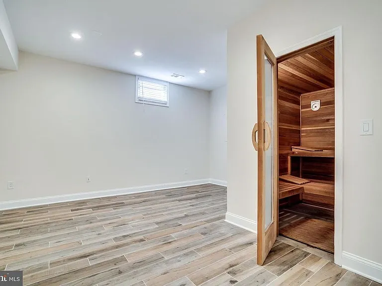 6505 Gretna Green Way — Photo 32