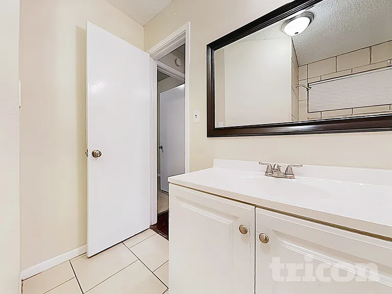 7814 Eastern Bluebird Dr — Photo 32