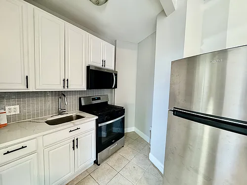 500-502 Baldwin Ave #500-33 Photo 1