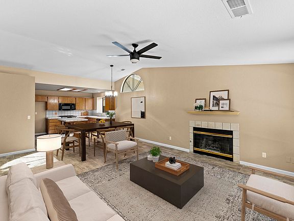 5th image of 4910 W Chestnut Avenue