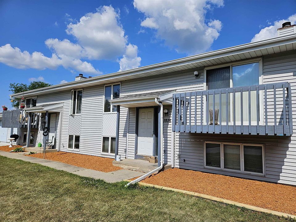 1st image of 1516-1522 Holly Dr
