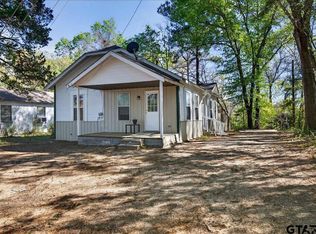 924 Head St, Palestine, TX 75801