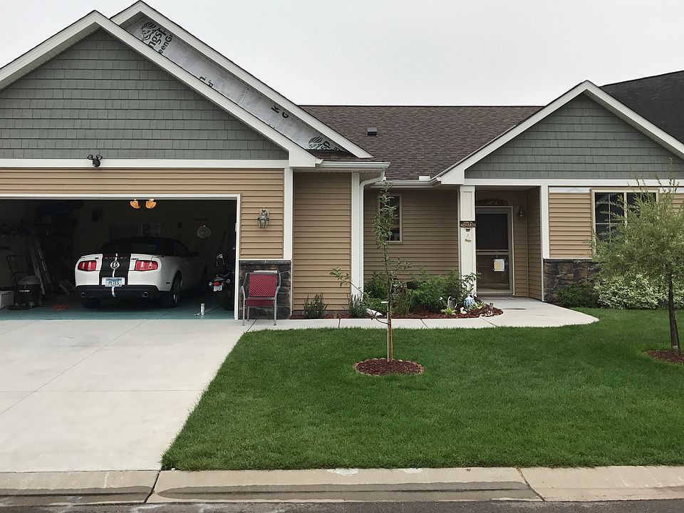 1st image of 11186 Club West Cir NE