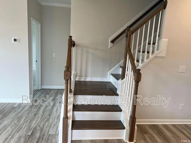 248 Streamliner Blvd — Photo 14