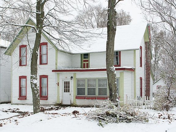 2nd image of 116 N Grant St