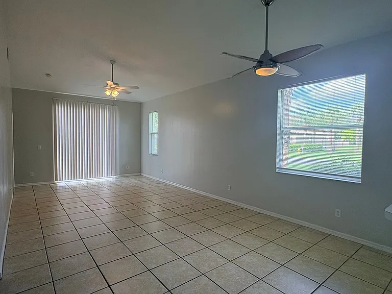3619 Pine Oak Cir #108 — Photo 3