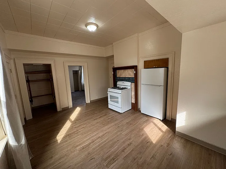 724 B St #1-4 — Photo 4