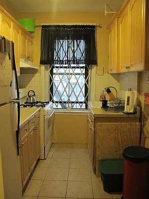 Sold by Aidonis Realty | media 7