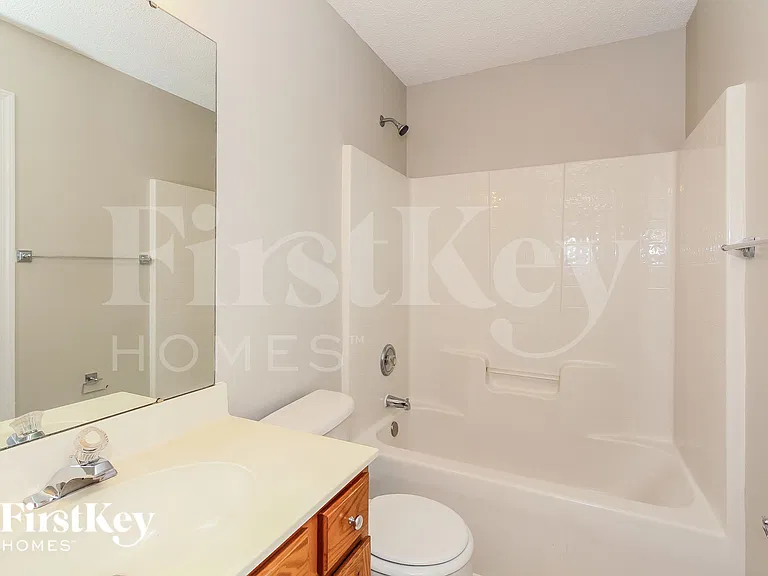 11718 Black Maple Ave — Photo 14