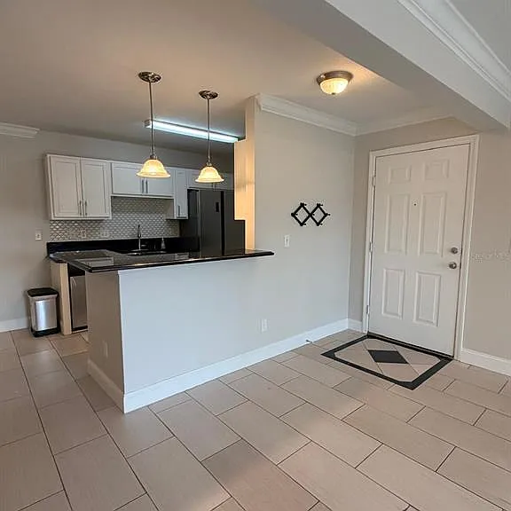 165 Pearl Lake Cswy #104 — Photo 4