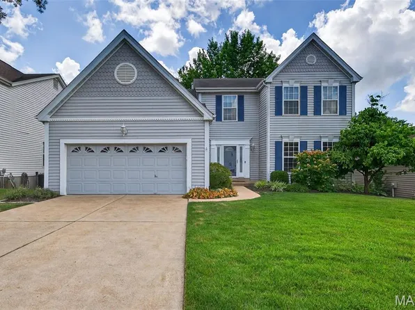 9818 Grantview Forest Dr, Saint Louis, MO 63123