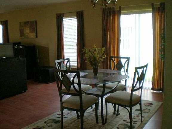Formal Dining
