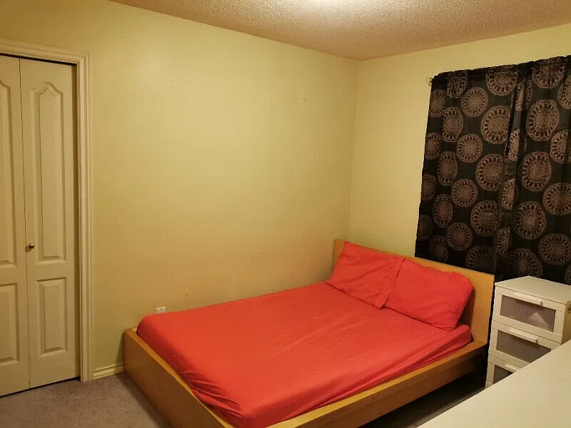 1 bed, 200 sqft, $850 — Photo 1