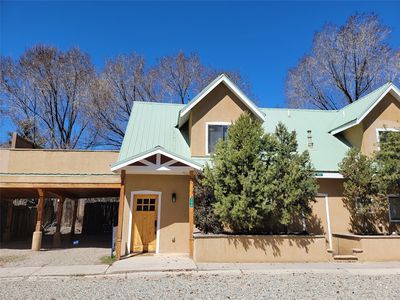 410 Burch St APT 10A, Taos, NM, 87571