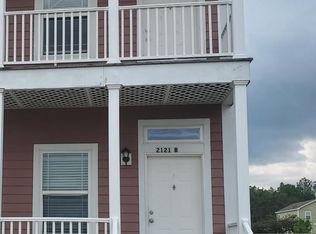 2121 Magazine St #B, Ocean Springs, MS 39564