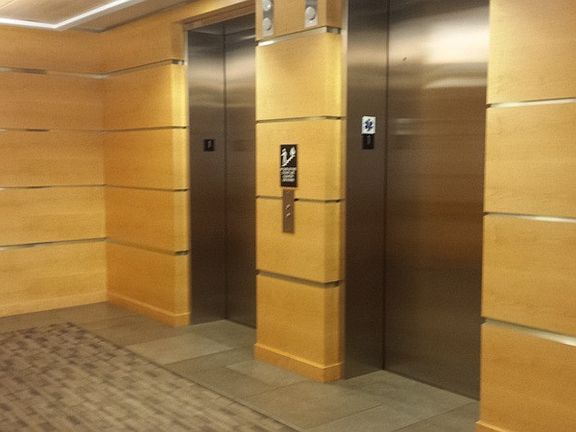 4th image of 309 W Washington Ave Unit 404