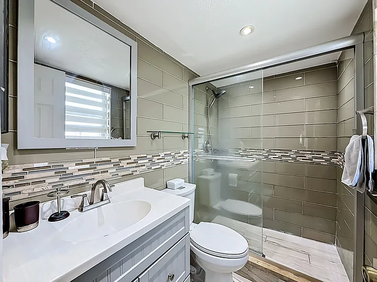 18296 Mediterranean Blvd #404 — Photo 12