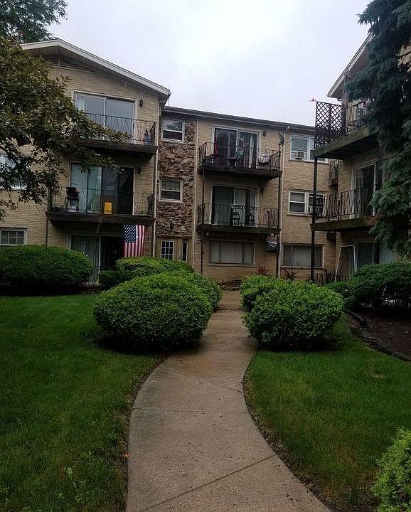 1st image of 10901 S Keating Ave APT 3A