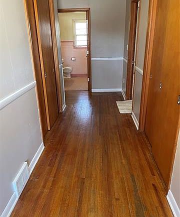 2nd image of 315 Park St