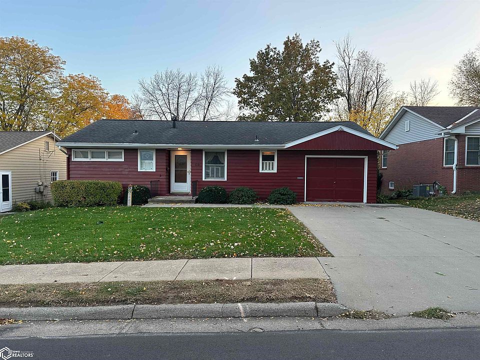 1st image of 1221 Willow St