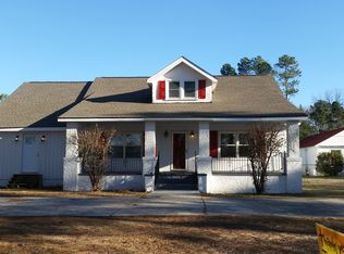 1650 Golf Course Rd, Raeford, NC 28376