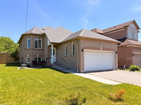 7349 Zinnia Pl, Mississauga, ON L5W 1K6