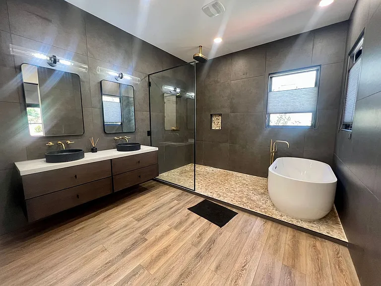 485 Windsong Dr — Photo 18