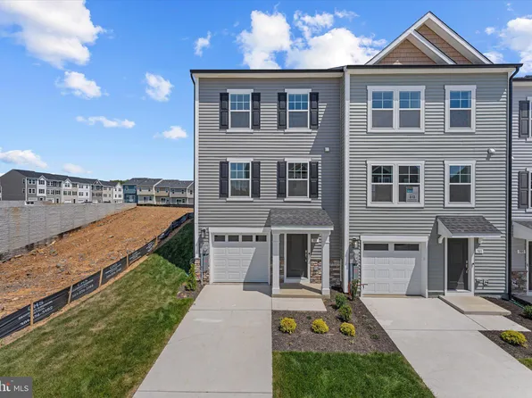 501 Fontana Cir, Martinsburg, WV 25403