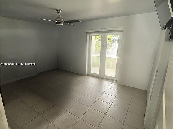 4th image of 17255 SW 302nd St