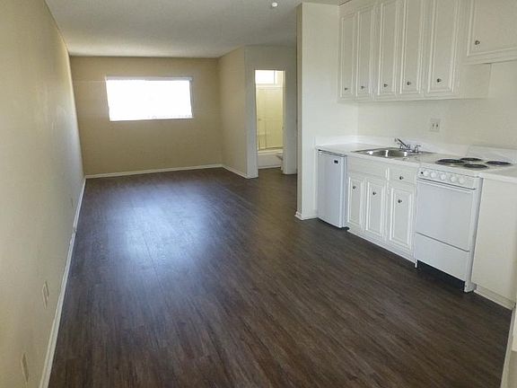 5th image of 501 Venice Blvd #10