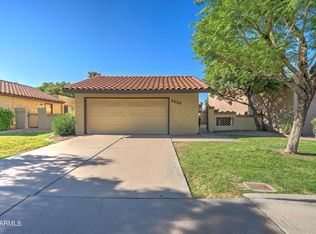 2230 E Flossmoor Ave, Mesa, AZ 85204