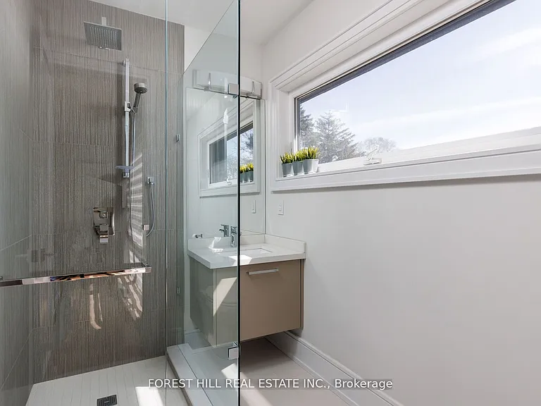 8 Nora Rd — Photo 31