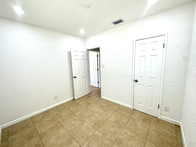bed room 2
