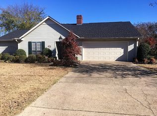310 Hillfield Cv, Tupelo, MS 38801