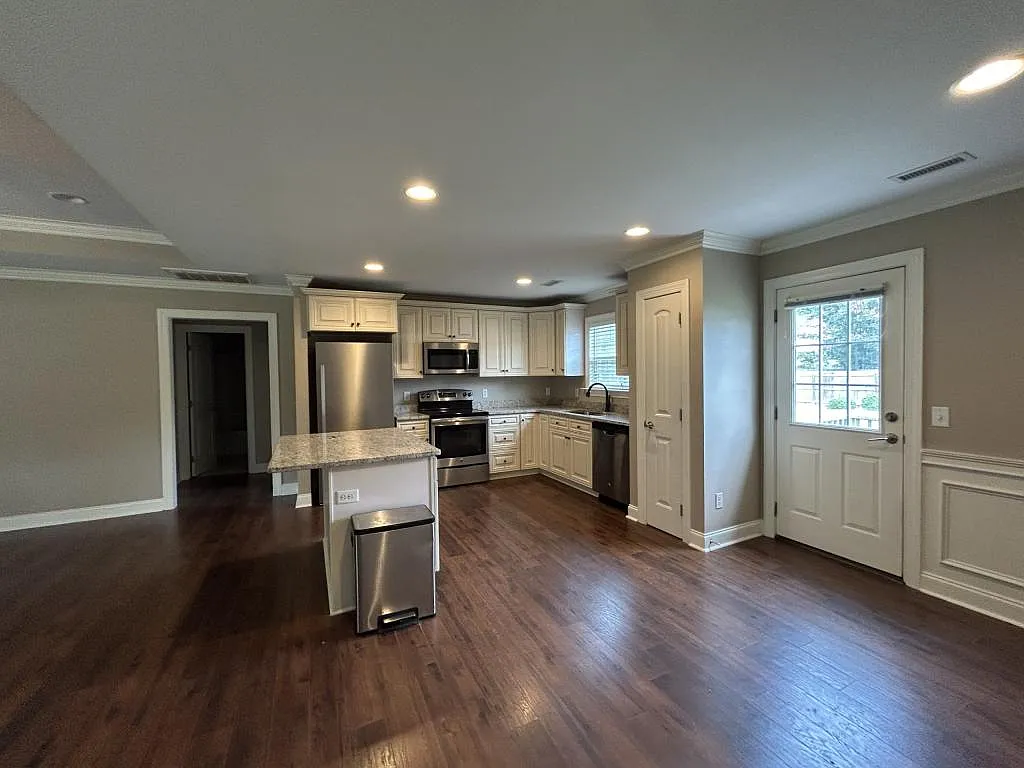 2812 Berry Patch Ct — Photo 4