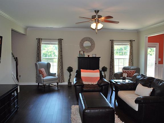 4th image of 2709 Kearney Creek Ln