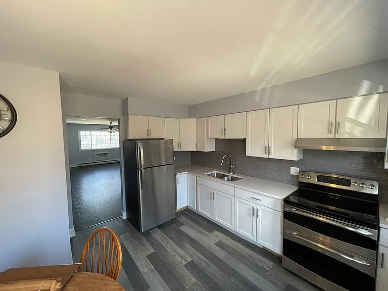 397 Poplar Ave #2-E — Photo 12