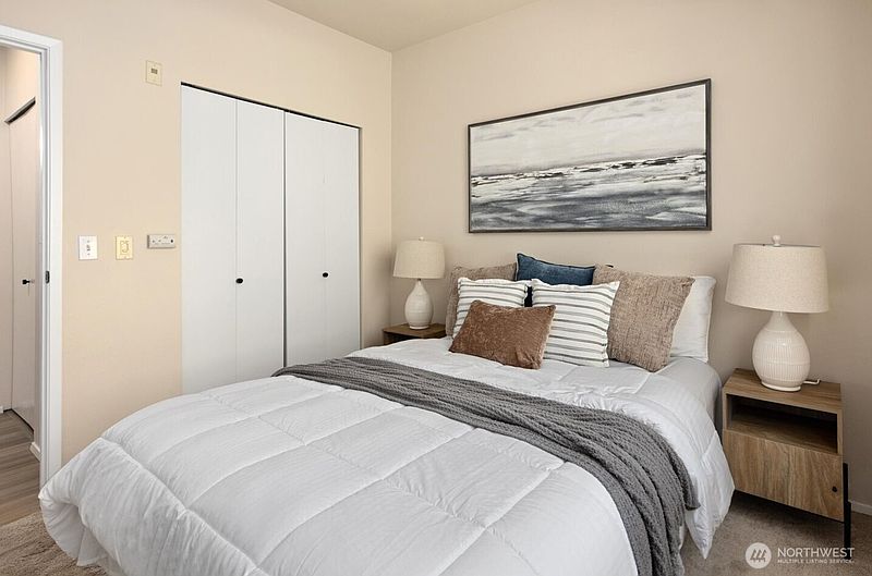 2nd image of 3213 Harbor Avenue SW #301