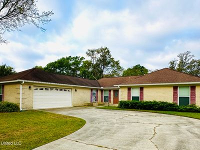 901 Sunfish St, Pascagoula, MS, 39581